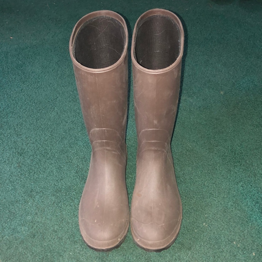 Gray Rubber Boots
